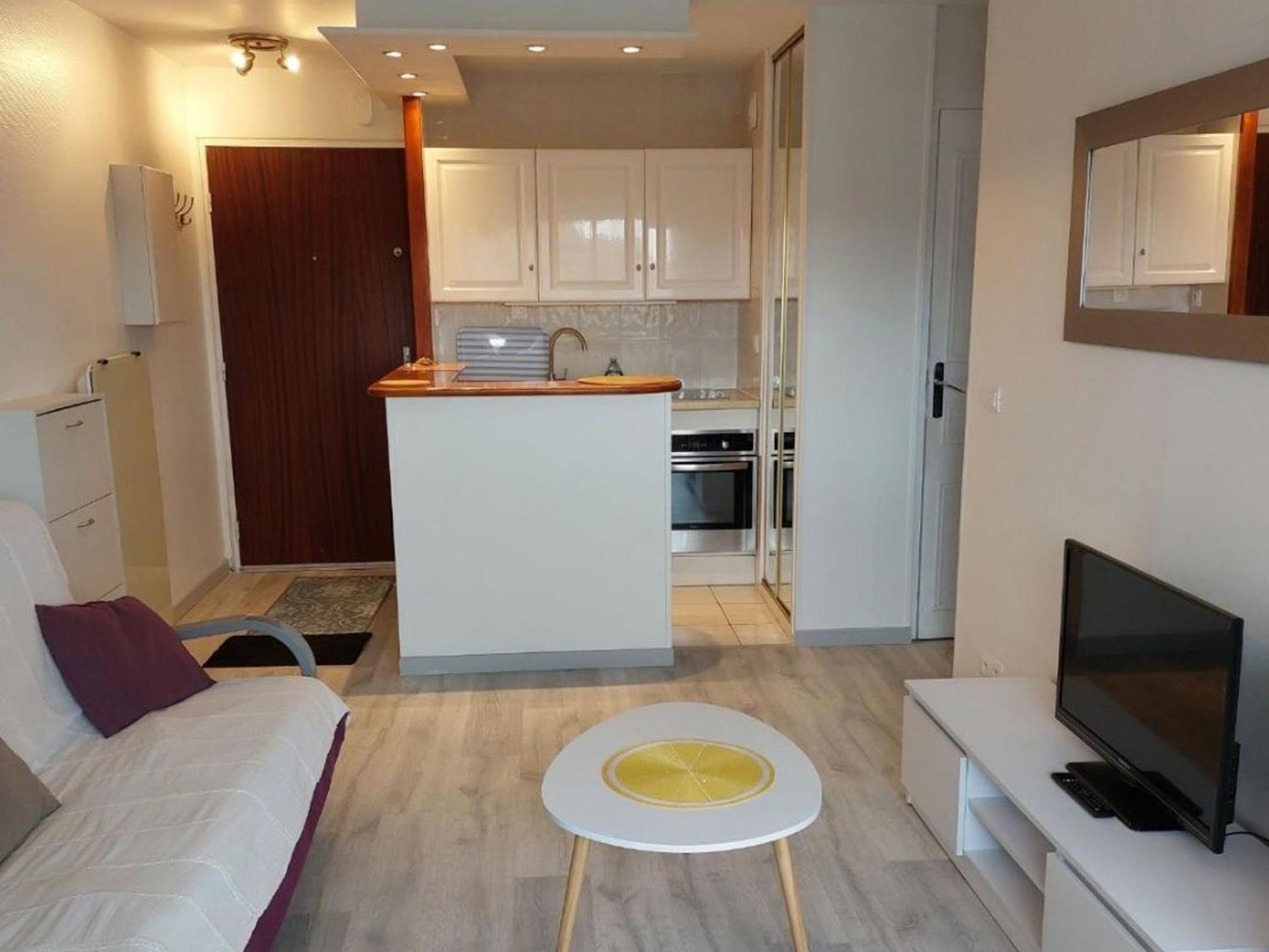 Charmant 2 Pieces Renove Avec Loggia, A Deux Pas De La Plage - Parking Prive - Idealement Situe - Fr-1-712-77 Villers-sur-Mer Εξωτερικό φωτογραφία